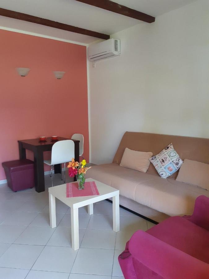 Cvjetni Apartmani Cetinje Bagian luar foto
