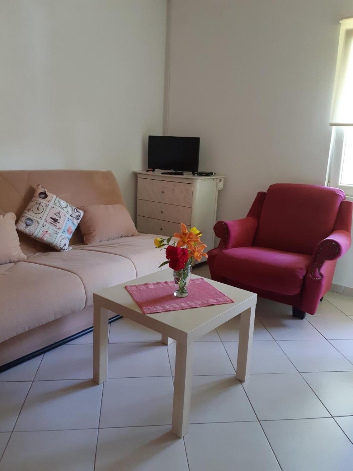 Cvjetni Apartmani Cetinje Bagian luar foto