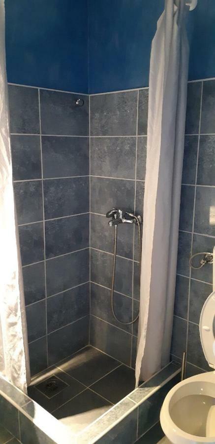 Cvjetni Apartmani Cetinje Bagian luar foto